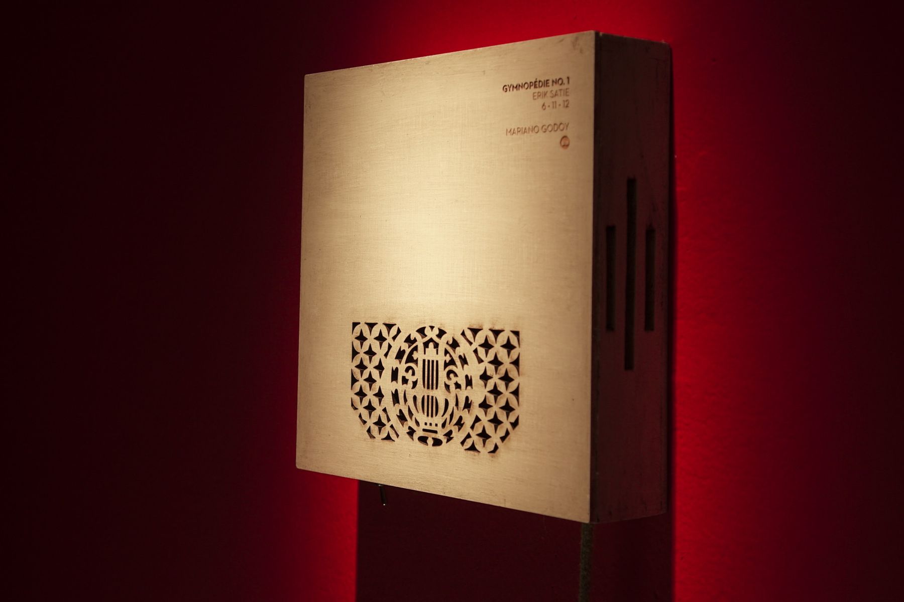 Caja de música «Gymnopédie n.º 1» (2012), de Mariano Godoy